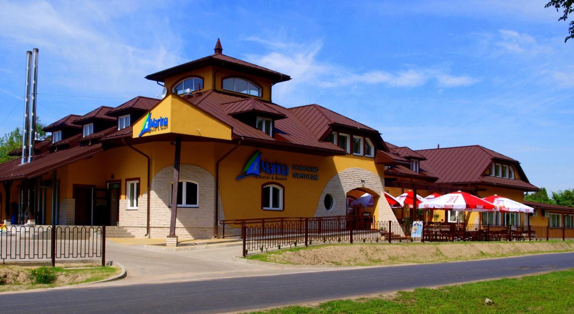 Hotel Marina Nielisz Buitenkant foto