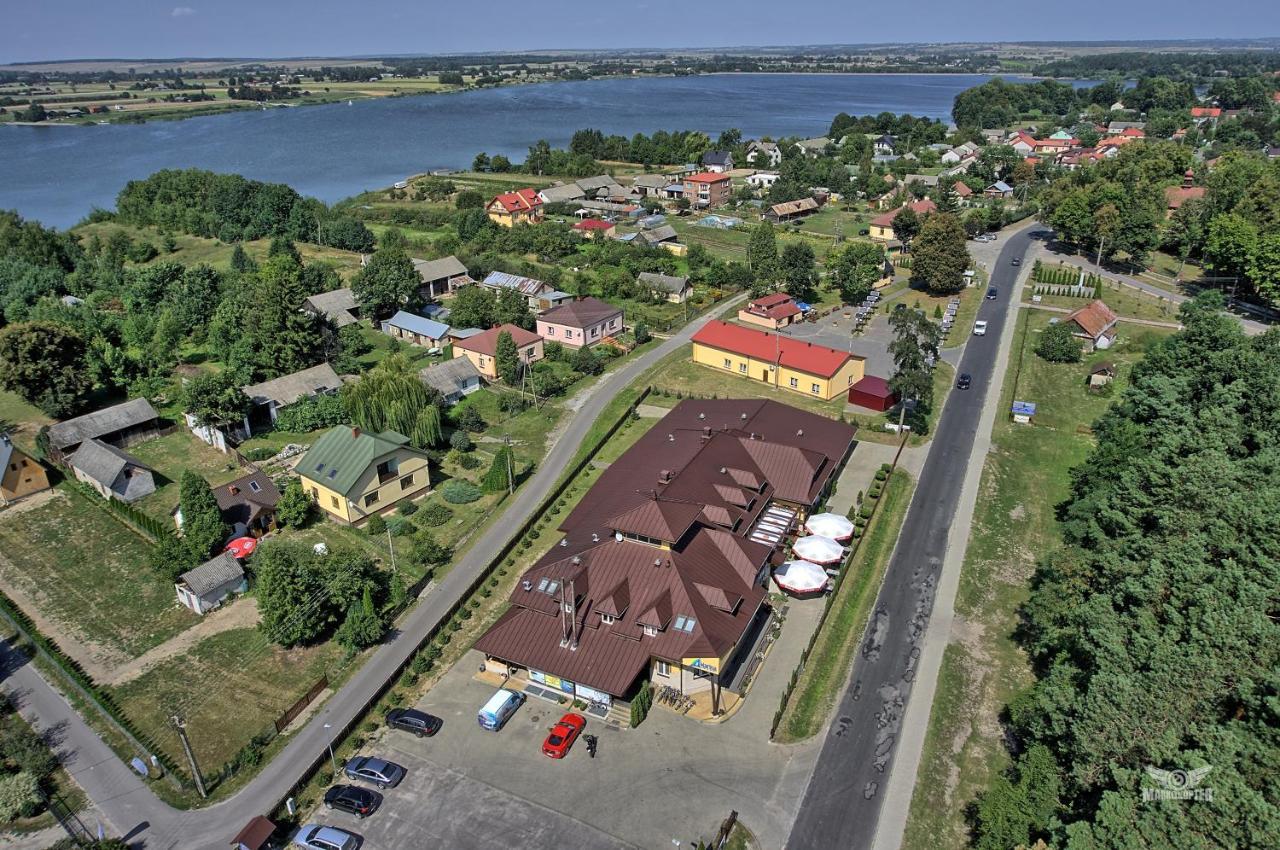 Hotel Marina Nielisz Buitenkant foto